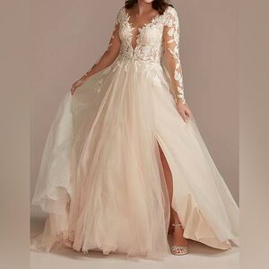 Galina Signature Illusion Plunge Lace Appliquéd Wedding Dress Ivory Cashmere 14